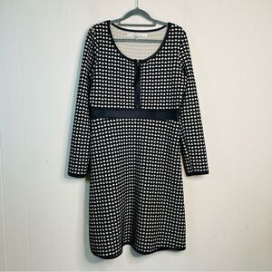 Max Studio Black and White Heart Knit Dress
